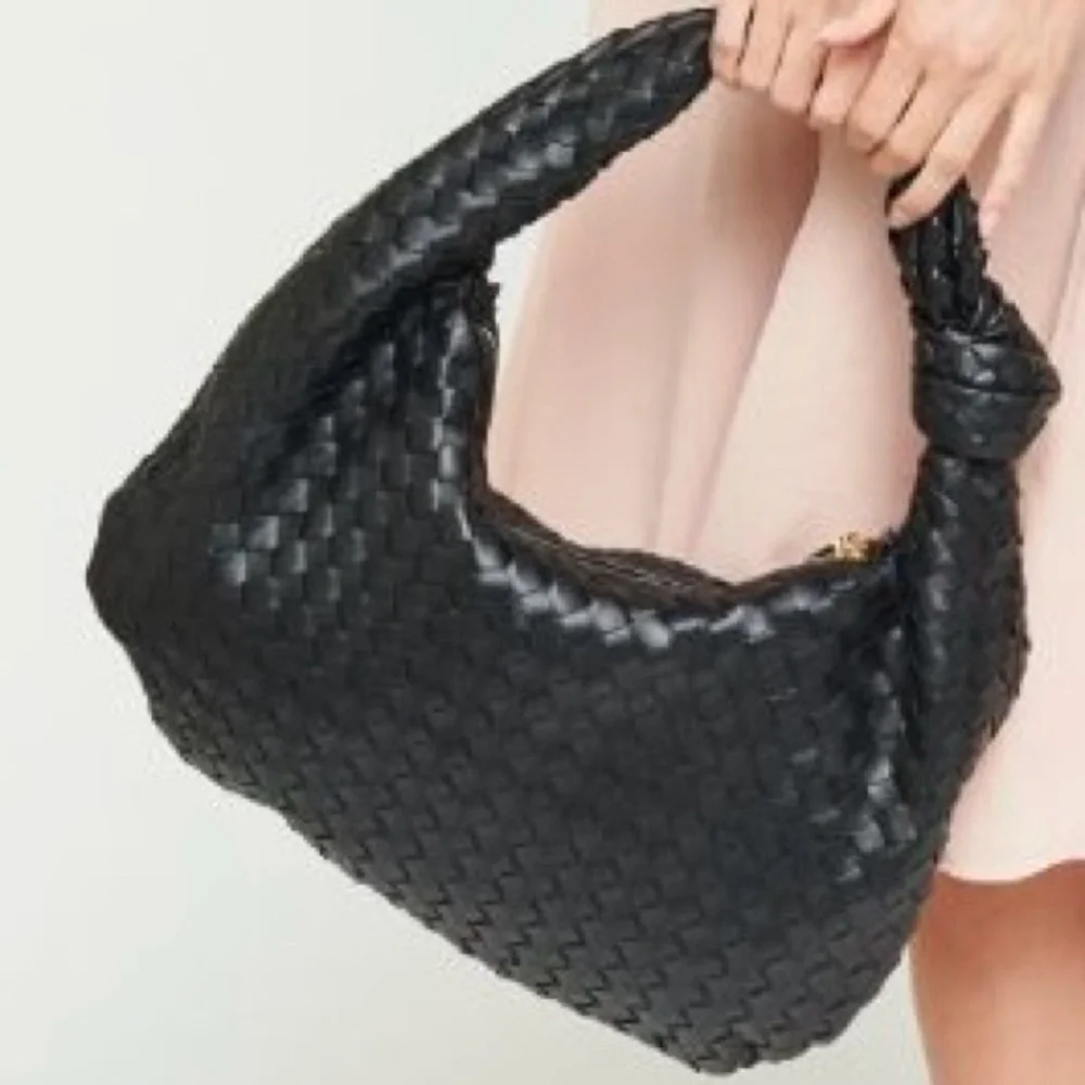 LAST ONE NWT Urban Expressions ‘Vanessa’ Woven Vegan Leather Knot Hobo in Black